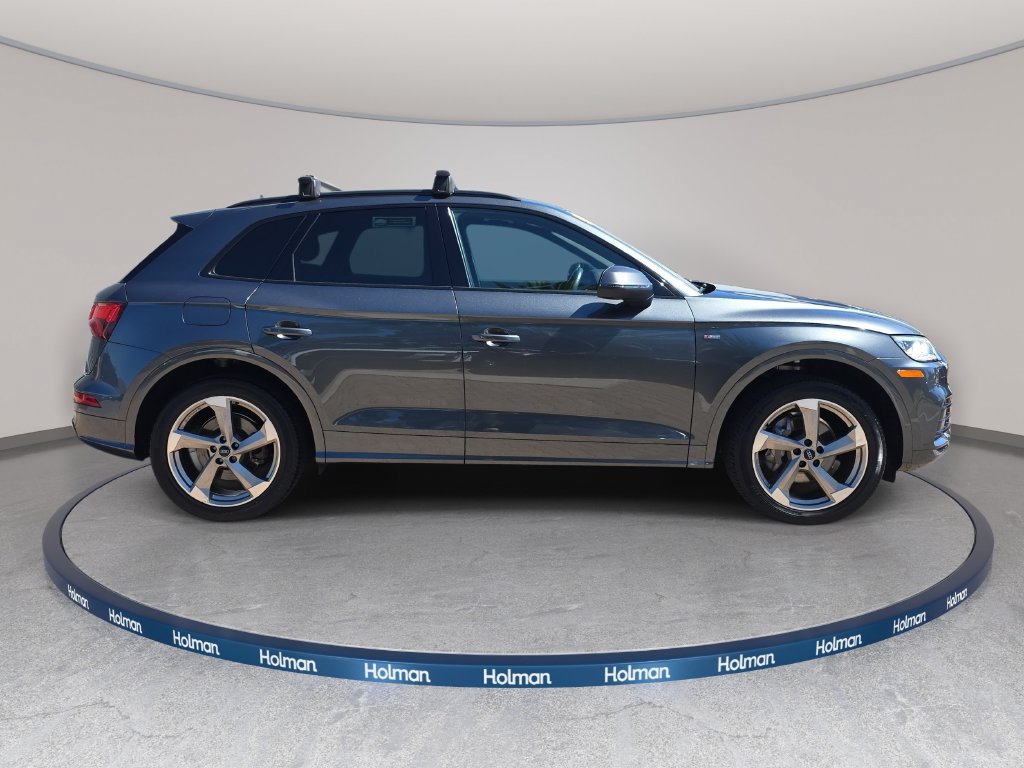 Used 2020 Audi Q5 2.0T Titanium Premium Plus w/ Premium Plus Package AWD/4WD image 5