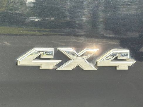 Used 2018 RAM 1500 Laramie w/ Convenience Group AWD/4WD image 26