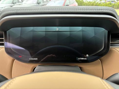 Used 2024 Land Rover Range Rover Sport SE image 13