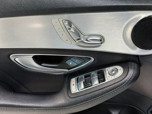 Used 2018 Mercedes-Benz C 300 Sedan image 13