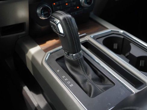 Used 2018 Ford F150 Lariat RWD image 20