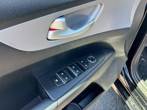 Used 2024 Kia Forte LXS FWD image 24