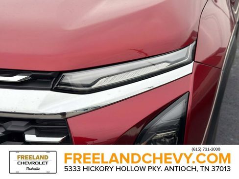 New 2026 Chevrolet Equinox LT image 8