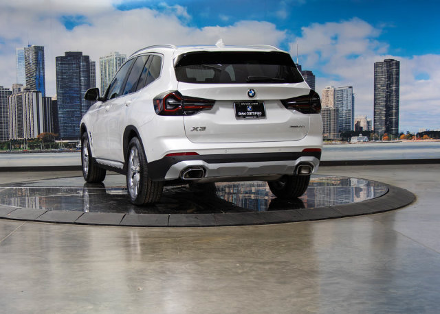 Used 2024 BMW X3 xDrive30i w/ Premium Package AWD/4WD image 9