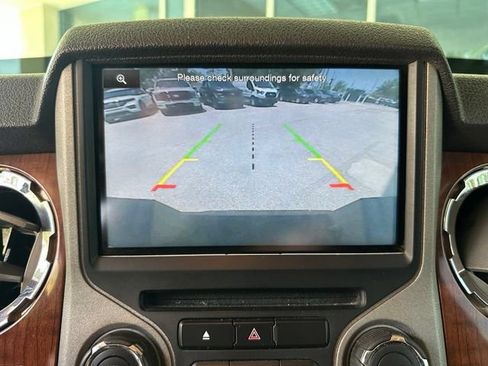 Used 2015 Ford F250 King Ranch w/ FX4 Off-Road Package AWD/4WD image 17