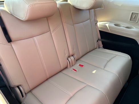 Used 2019 Nissan Pathfinder SL w/ SL Premium Package image 24