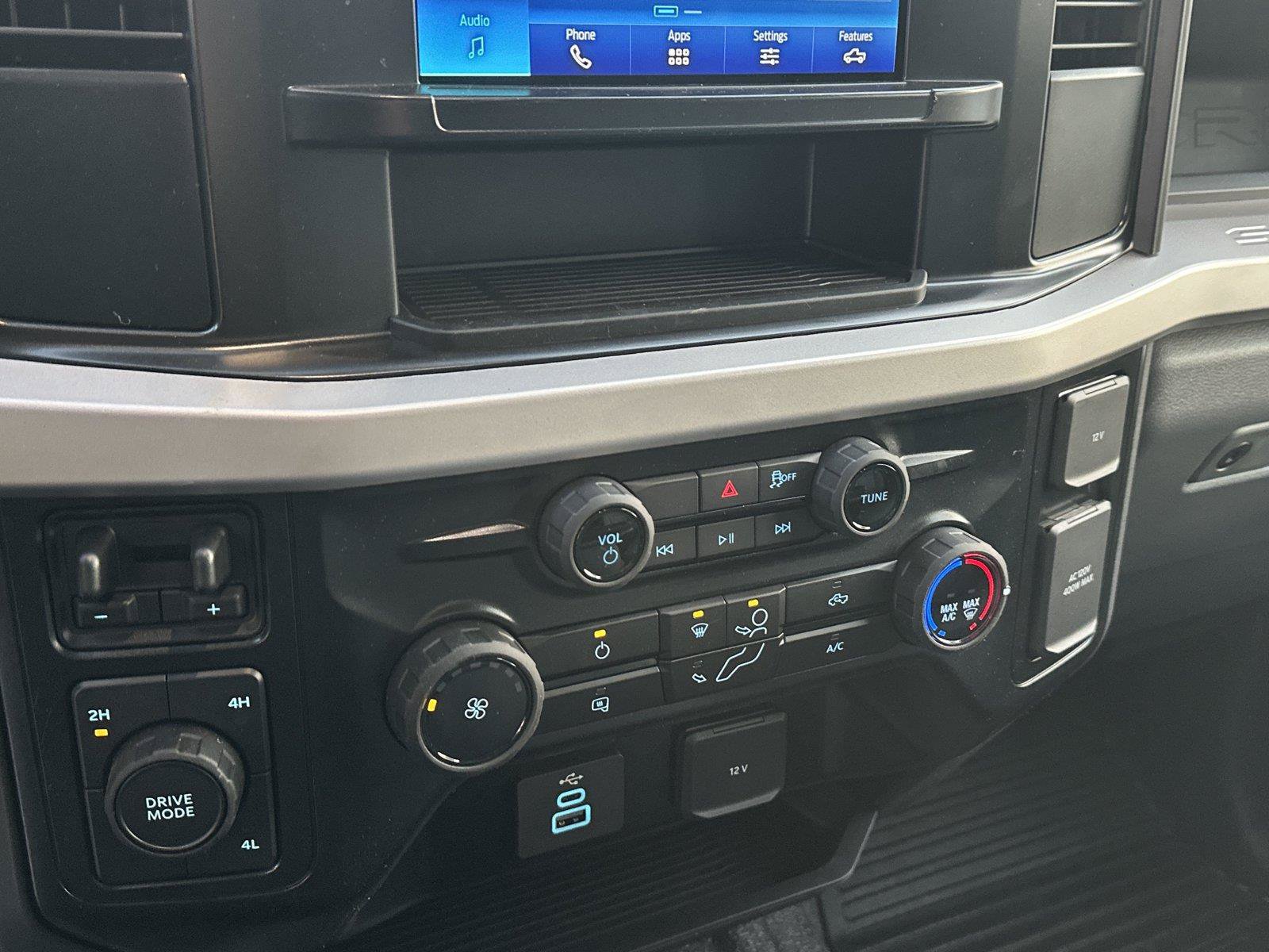 New 2025 Ford F350 XL w/ XL Chrome Package AWD/4WD image 35