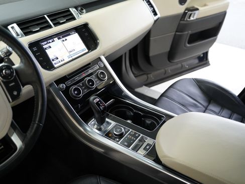 Used 2014 Land Rover Range Rover Sport Autobiography image 21