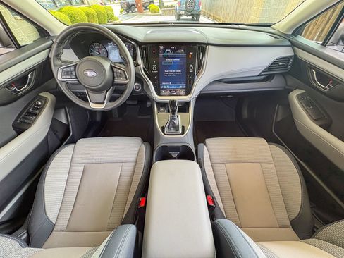 Used 2025 Subaru Outback Premium AWD/4WD image 25