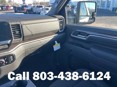 Used 2026 Chevrolet Silverado 2500 LT w/ All Star Edition AWD/4WD image 16