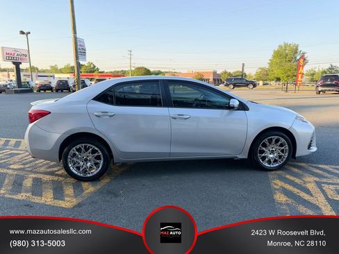 Used 2019 Toyota Corolla SE image 4