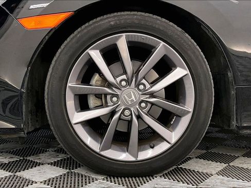 Used 2020 Honda Civic EX image 8