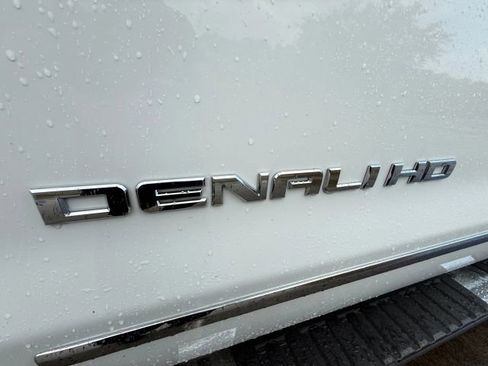 Used 2016 GMC Sierra 2500 Denali w/ Duramax Plus Package image 12