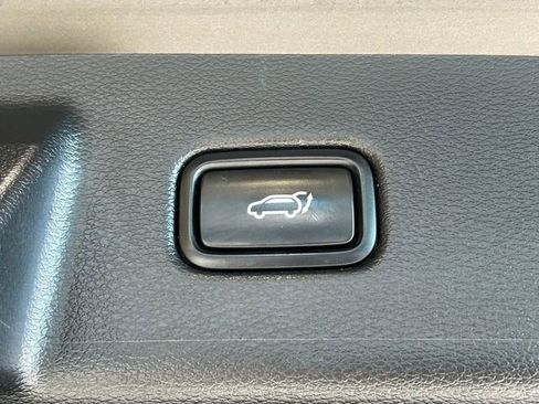 Used 2020 Kia Telluride SX w/ SX Prestige Package image 48