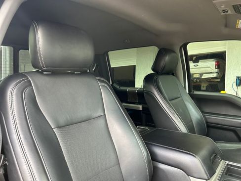 Used 2019 Ford F250 Lariat w/ Lariat Ultimate Package image 14