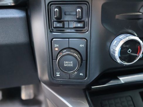 Used 2023 Ford F350 Lariat w/ Lariat Ultimate Package image 25