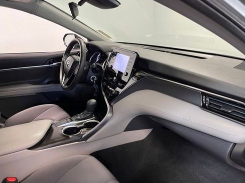 Used 2023 Toyota Camry LE image 11