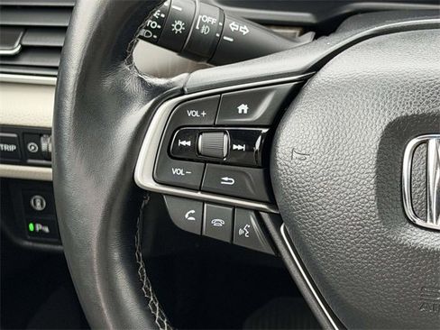 Certified 2022 Honda Accord EX-L image 17