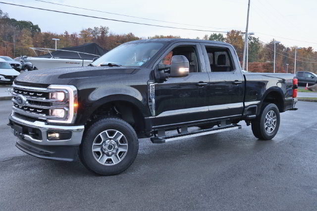 Used 2024 Ford F250 Lariat AWD/4WD image 3