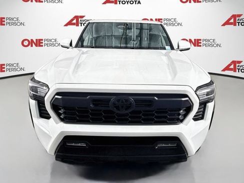Certified 2026 Toyota Tacoma TRD Off-Road AWD/4WD image 3