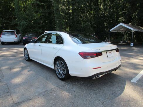Used 2023 Mercedes-Benz E 350 Sedan image 7
