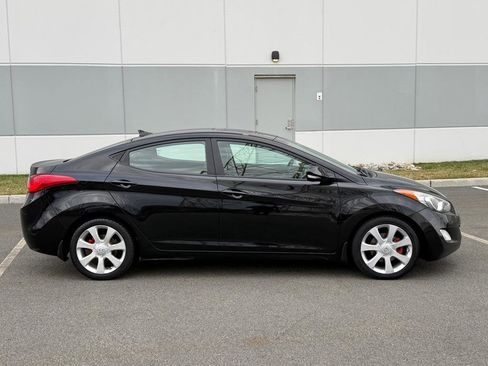 Used 2013 Hyundai Elantra Limited w/ Technology Pkg image 4