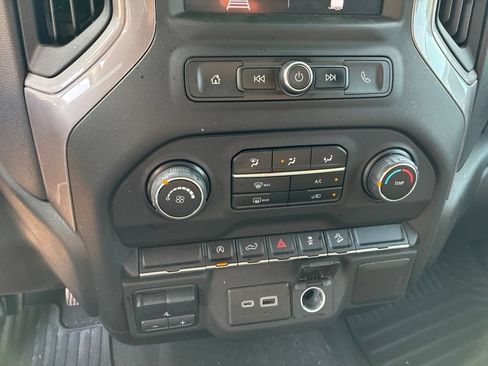 Used 2021 Chevrolet Silverado 1500 Custom Trail Boss w/ LPO, Dark Essentials Package AWD/4WD image 32