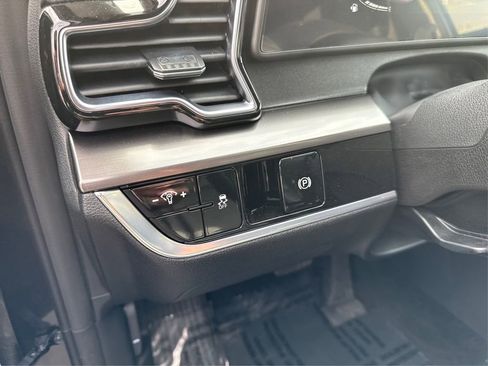 Certified 2023 Kia Sportage EX AWD/4WD image 36
