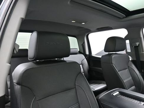 Used 2019 GMC Sierra 2500 Denali w/ Duramax Plus Package AWD/4WD image 29