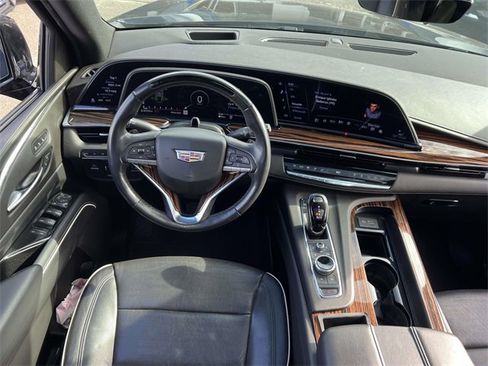 Certified 2024 Cadillac Escalade Premium Luxury w/ Performance Package image 24