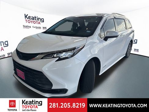 Used 2021 Toyota Sienna LE image 7