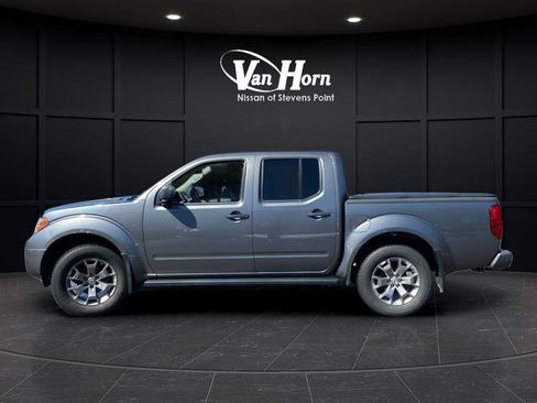 Used 2020 Nissan Frontier SV AWD/4WD image 4