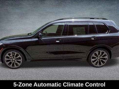 Used 2022 BMW X7 M50i image 14