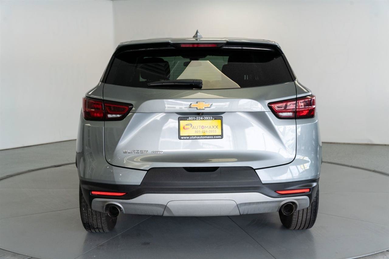 Used 2025 Chevrolet Blazer LT AWD/4WD image 6