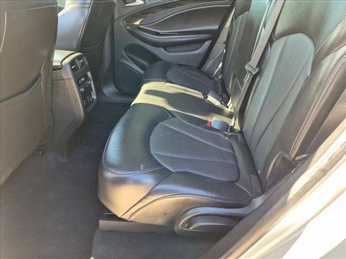 Used 2019 Buick Envision Essence AWD/4WD image 15