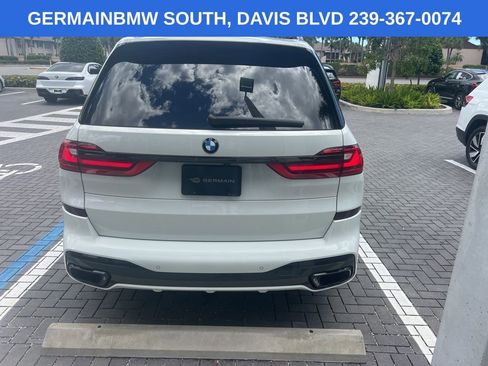 Certified 2022 BMW X7 xDrive40i w/ M Sport Package AWD/4WD image 6