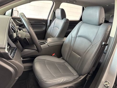 Used 2020 Buick Enclave Essence AWD/4WD image 16