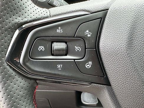 Used 2025 Chevrolet Trax RS w/ Driver Confidence Package image 19