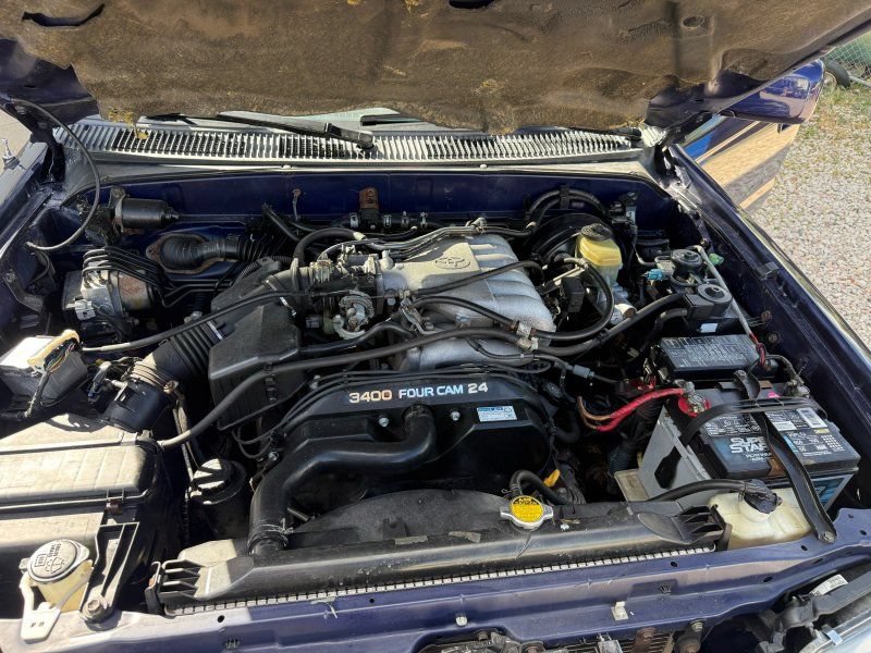 Used 1999 Toyota 4Runner SR5 AWD/4WD image 24