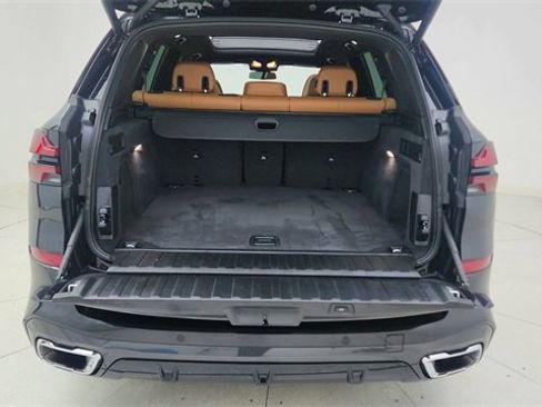 Used 2025 BMW X5 sDrive40i w/ M Sport Package image 14
