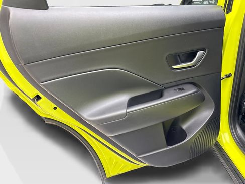 Used 2024 Hyundai Kona Limited FWD image 35