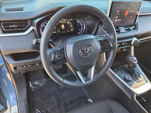 Certified 2023 Toyota RAV4 SE image 10