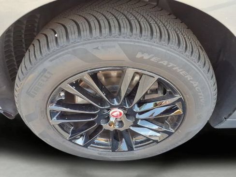 Used 2019 Jaguar F-PACE Prestige AWD/4WD image 9