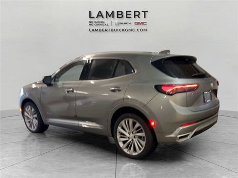 New 2026 Buick Envision Avenir image 3