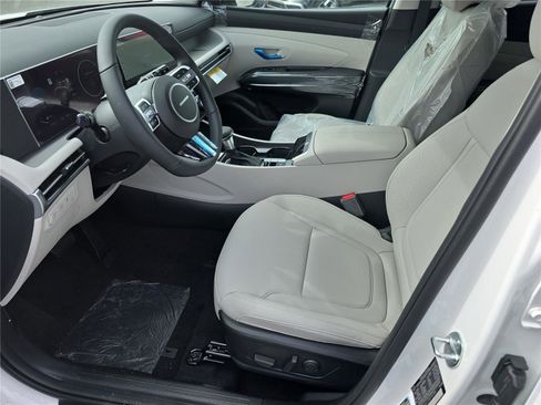 New 2026 Hyundai Tucson SEL image 3