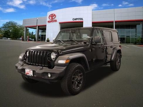 Used 2024 Jeep Wrangler Unlimited Sport AWD/4WD image 6