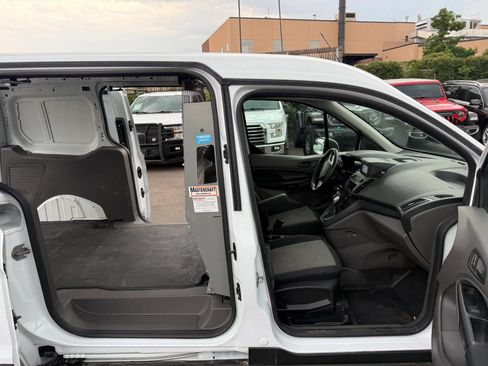 Used 2022 Ford Transit Connect XL FWD image 14