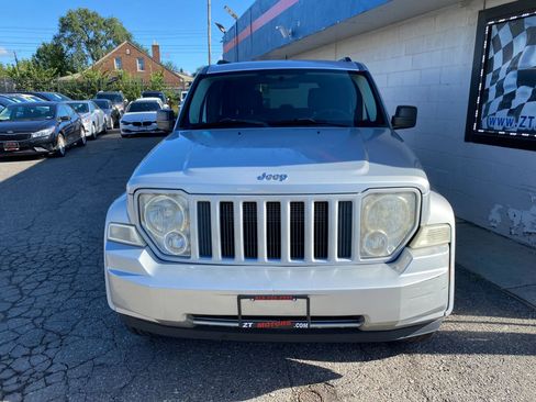 Used 2010 Jeep Liberty Sport w/ Popular Equipment Group image 5