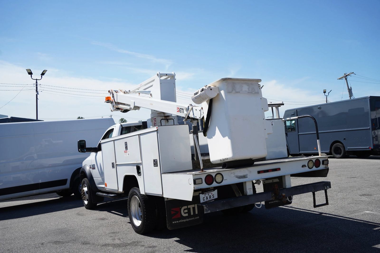 Used 2015 RAM 5500 Tradesman w/ Cold Weather Group AWD/4WD image 8