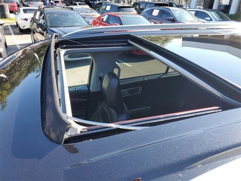 Used 2022 Ford Explorer Limited w/ Limited Technology Package image 38